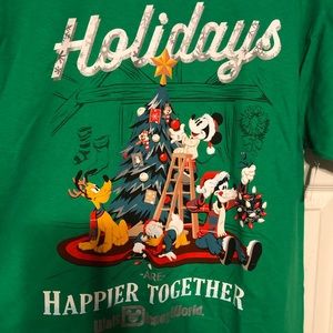 BNWT Disney world mens Christmas t shirt